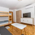 Old Boatman's House Апартаменты