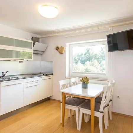 Old Boatman's House Apartment