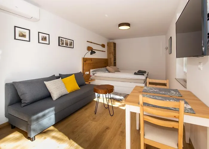 Old Boatman's House *